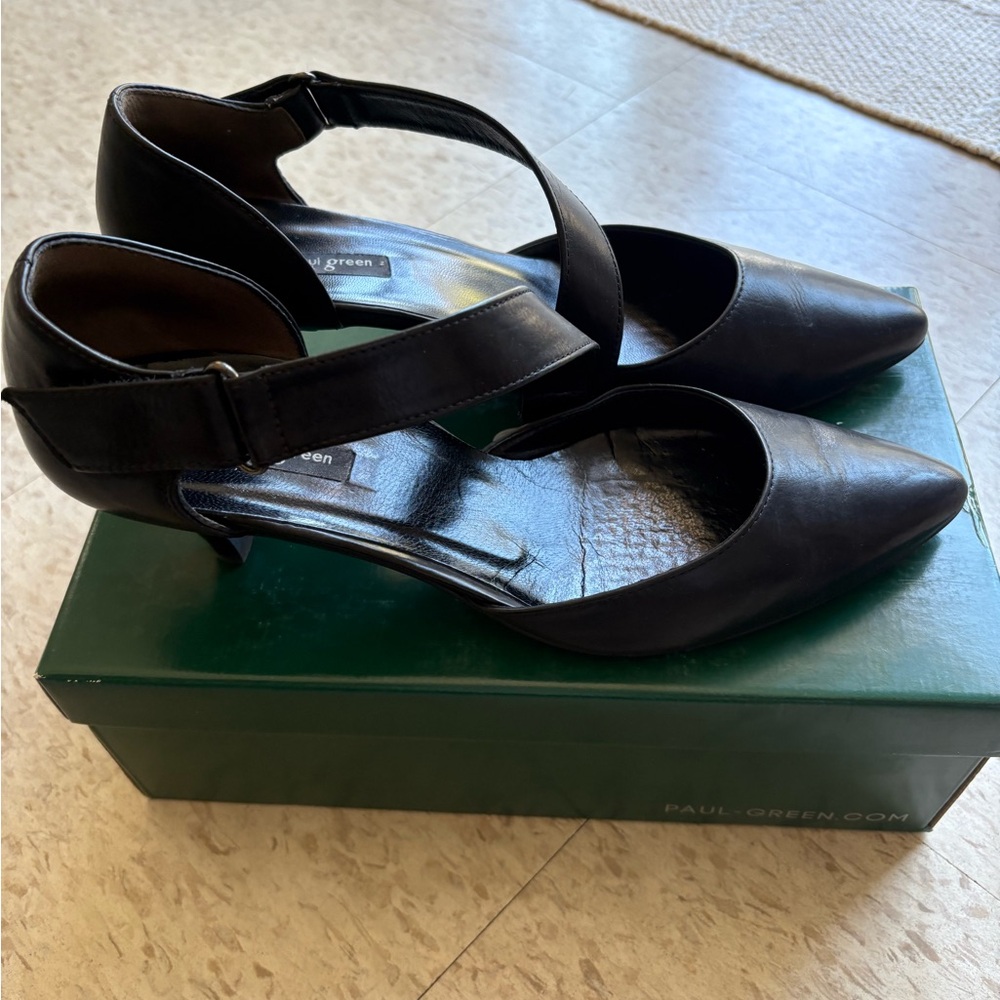 Paul Green Nicki black leather pump